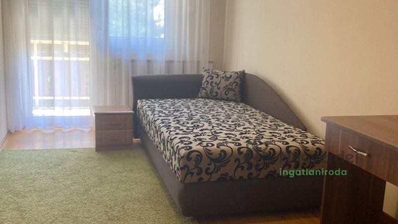 Debrecen, Sestakert, Lakás, tégla lakás  