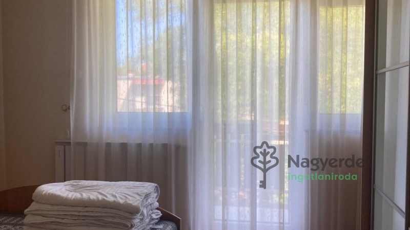 Debrecen, Sestakert, Lakás, tégla lakás  