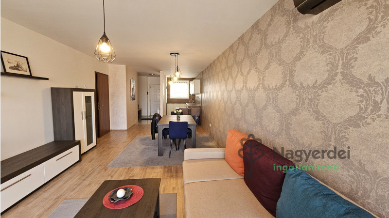 Debrecen, Belváros, Lakás, tégla lakás  