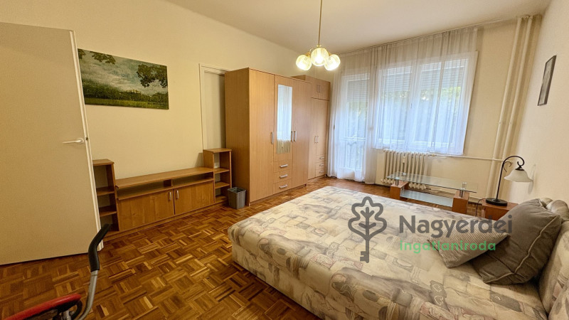 Debrecen, Lakás, tégla lakás  