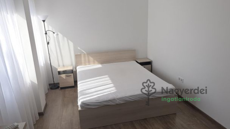 Debrecen, Belváros, Lakás, tégla lakás  