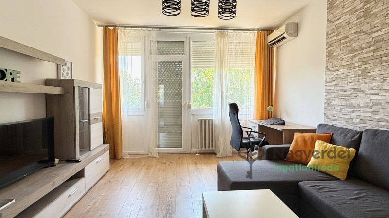 Debrecen, Sestakert, Lakás, tégla lakás  