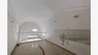 Debrecen, Belváros, Üzlethelyiség, nem üzletközpontban  