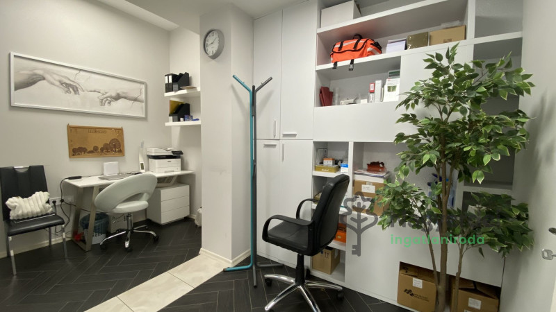 Debrecen, Belváros, Üzlethelyiség, nem üzletközpontban  