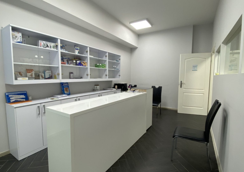 Nem üzletközpontban