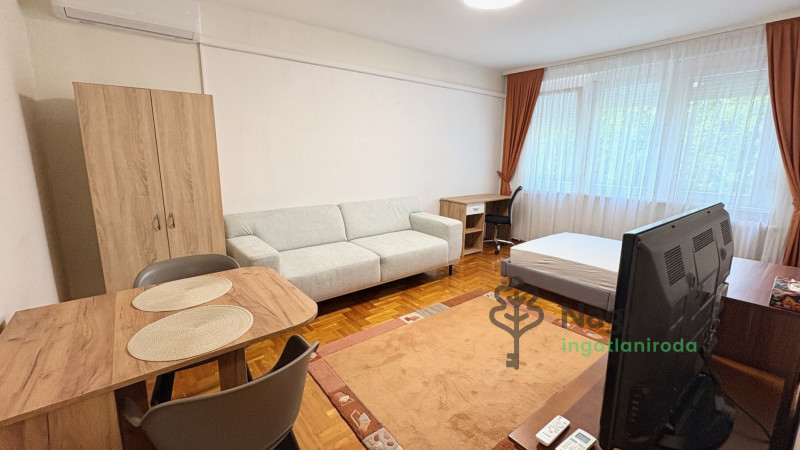 Debrecen, Sestakert, Lakás, tégla lakás  