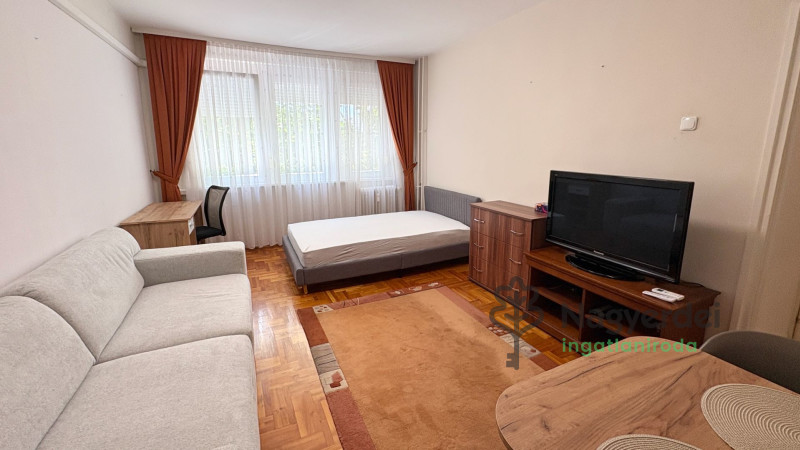 Debrecen, Sestakert, Lakás, tégla lakás  
