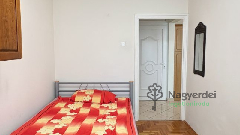Debrecen, Sestakert, Lakás, tégla lakás  