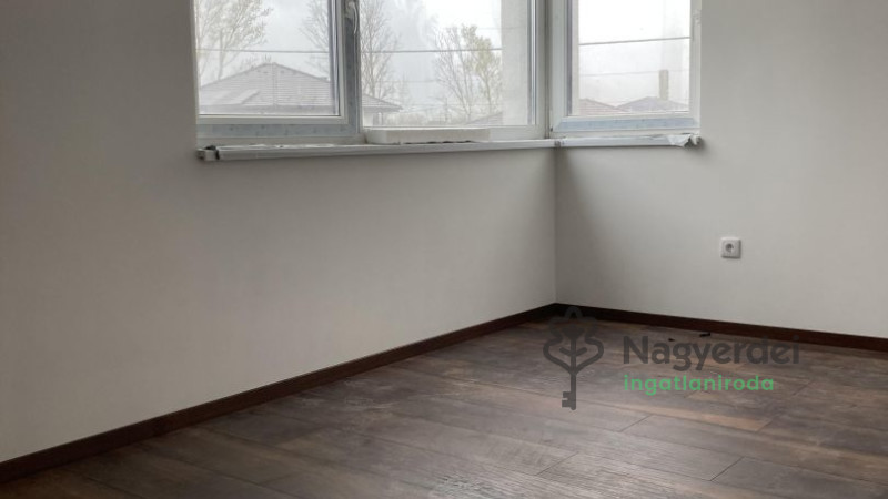 Debrecen, Boldogfalvi kert, Ház, ikerház  