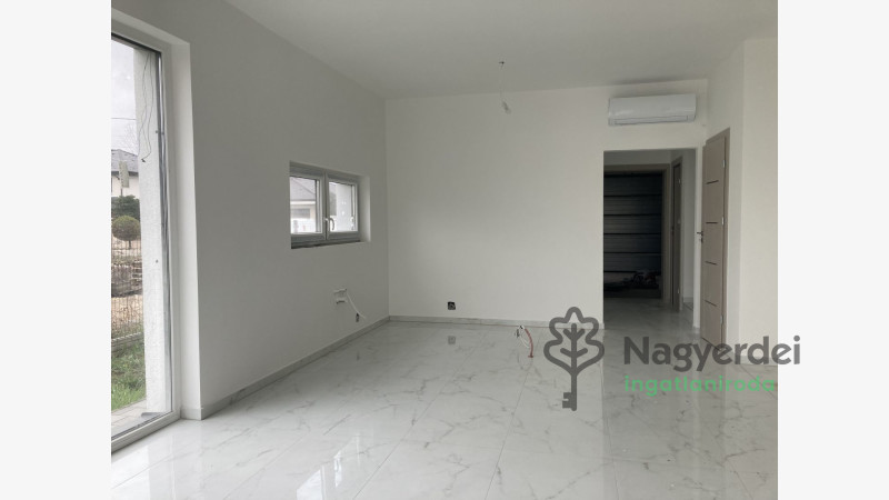 Debrecen, Boldogfalvi kert, Ház, ikerház  