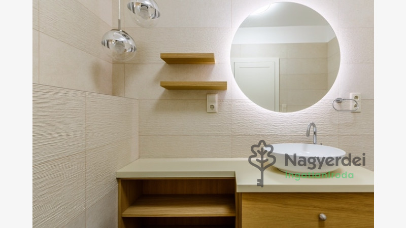 Debrecen, Belváros, Lakás, tégla lakás  