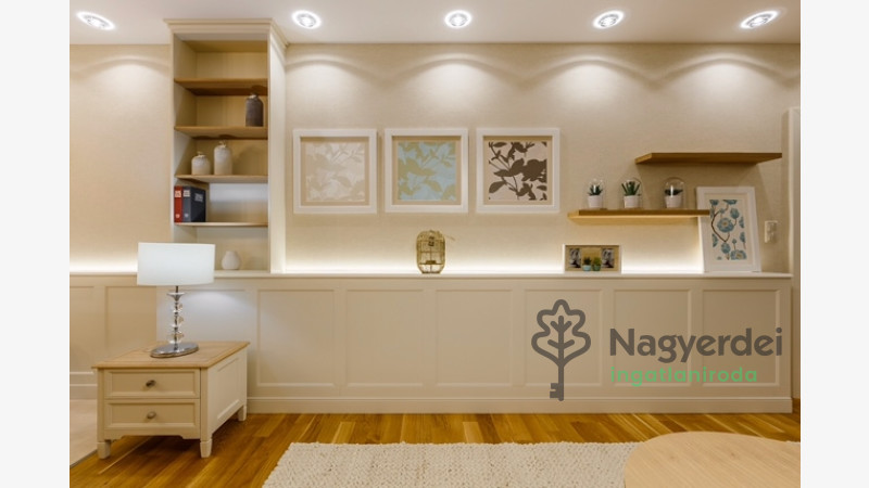 Debrecen, Belváros, Lakás, tégla lakás  