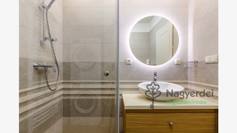 Debrecen, Belváros, Lakás, tégla lakás  