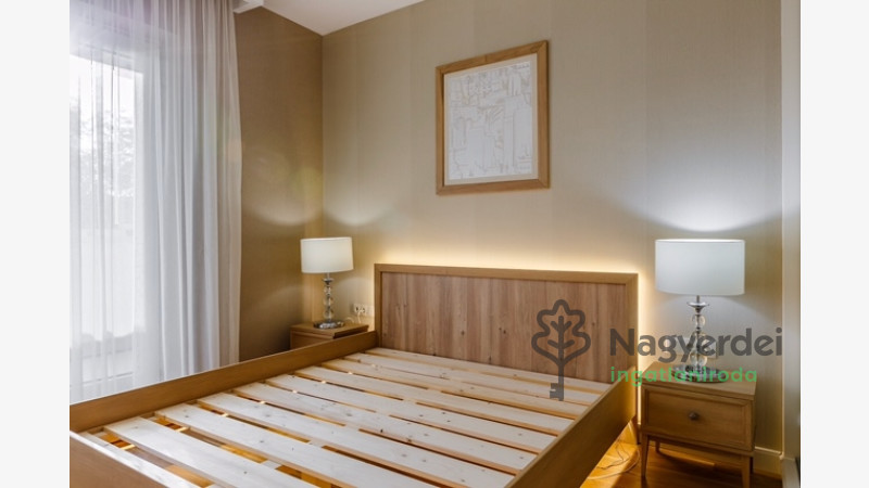 Debrecen, Belváros, Lakás, tégla lakás  