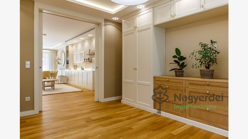 Debrecen, Belváros, Lakás, tégla lakás  