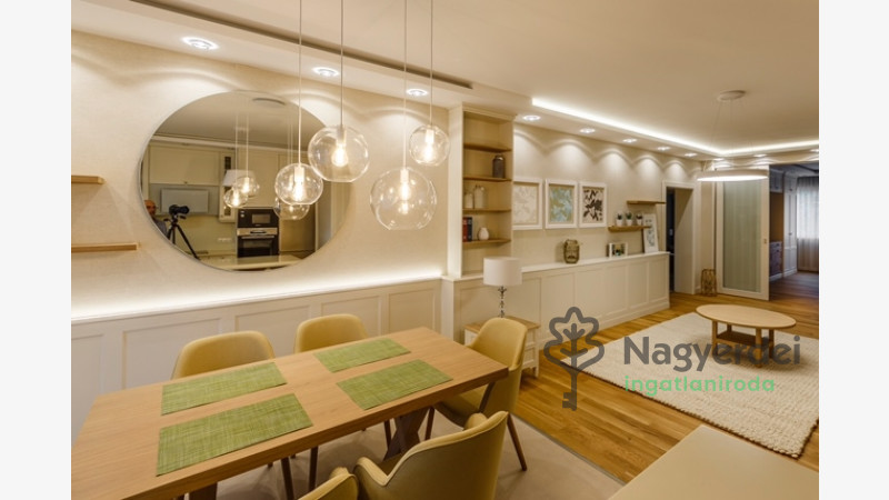 Debrecen, Belváros, Lakás, tégla lakás  