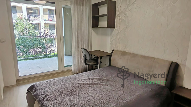 Debrecen, Sestakert, Lakás, tégla lakás  