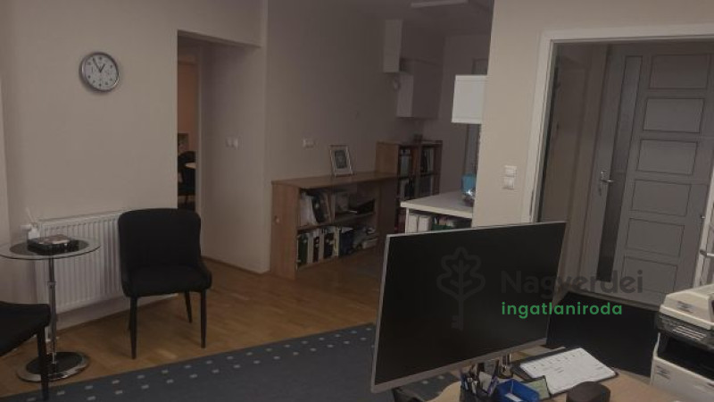 Debrecen, Belváros, Lakás, tégla lakás  