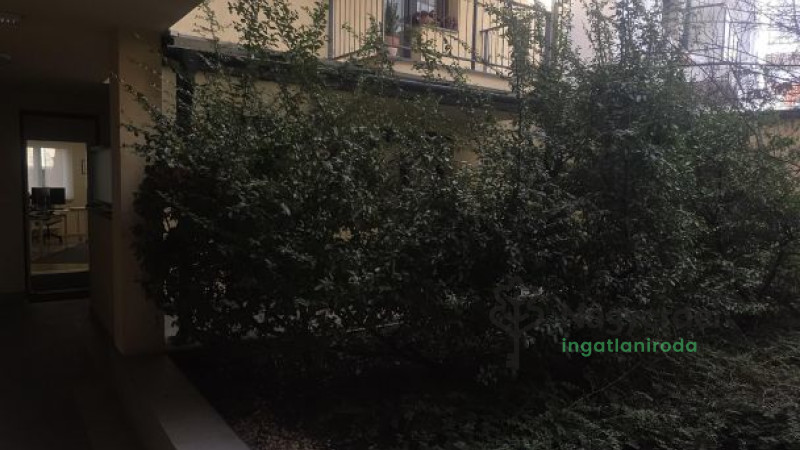 Debrecen, Belváros, Lakás, tégla lakás  