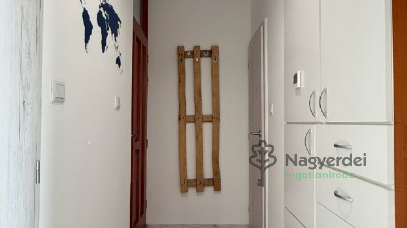 Debrecen, Belváros, Lakás, tégla lakás  