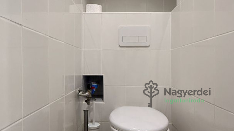 Debrecen, Belváros, Lakás, tégla lakás  