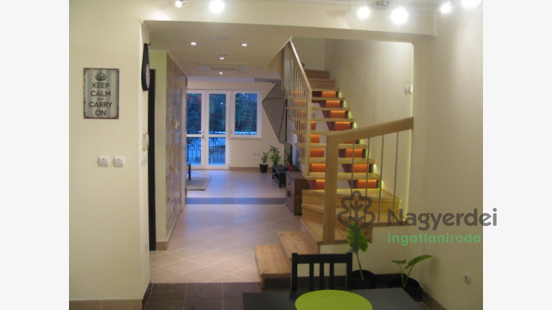 Debrecen, Óváros, Lakás, tégla lakás  