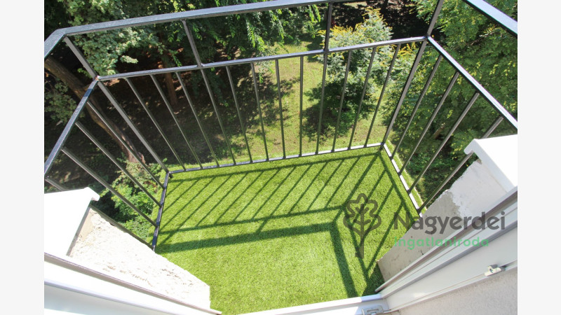 Debrecen, Sestakert, Lakás, tégla lakás  