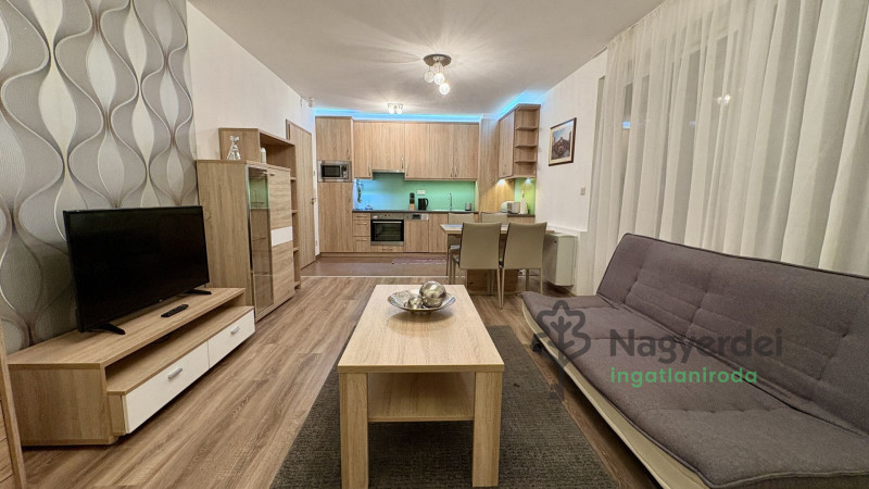 Debrecen, Sestakert, Lakás, tégla lakás  