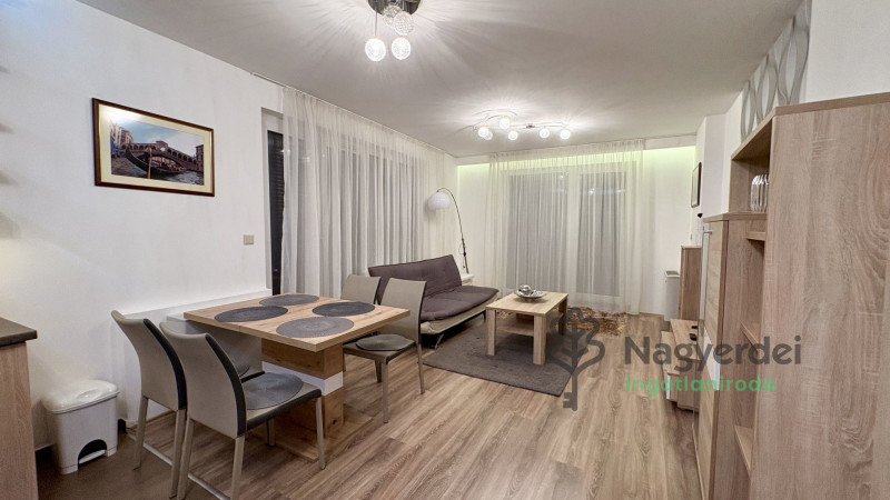 Debrecen, Sestakert, Lakás, tégla lakás  