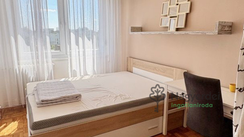 Debrecen, Egyetemváros, Lakás, tégla lakás  