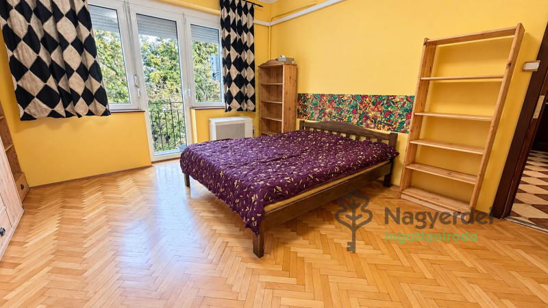 Debrecen, Péterfia, Lakás, tégla lakás  