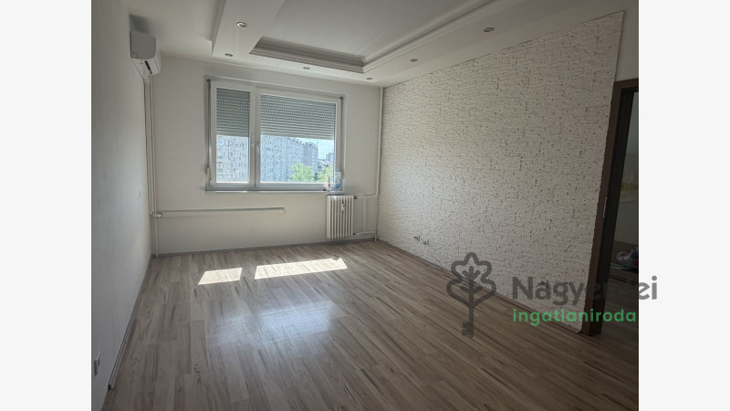 Debrecen, Szentlászlófalva, Lakás, panel lakás  