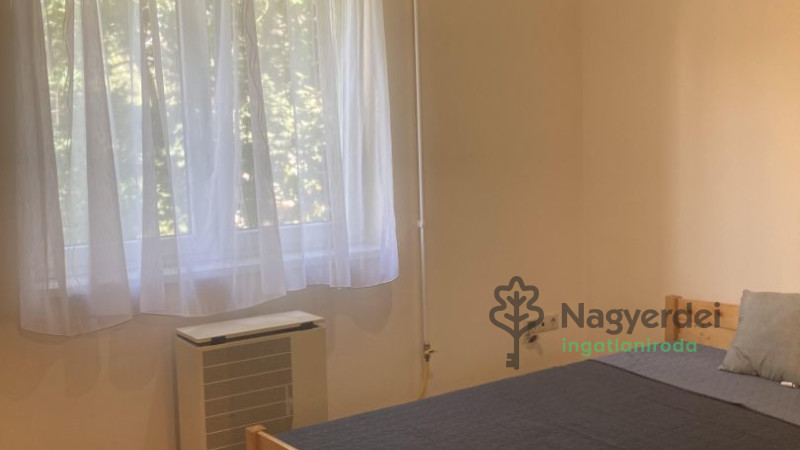 Debrecen, Egyetemváros, Lakás, tégla lakás  