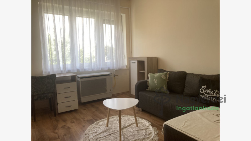 Debrecen, Egyetemváros, Lakás, tégla lakás  