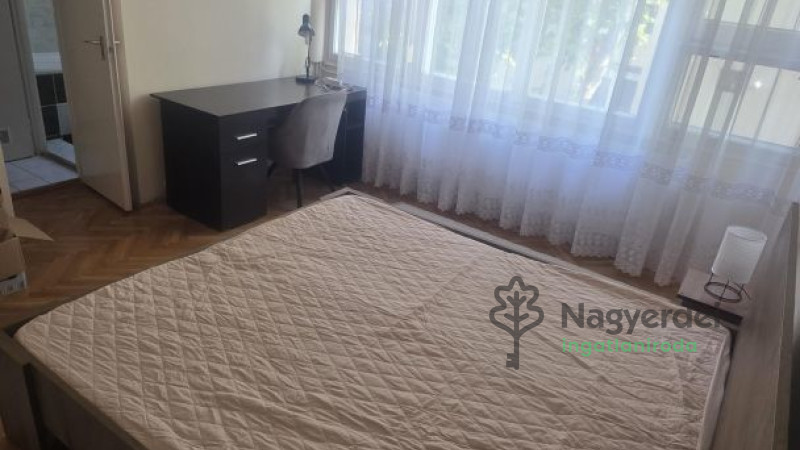 Debrecen, Lakás, tégla lakás  