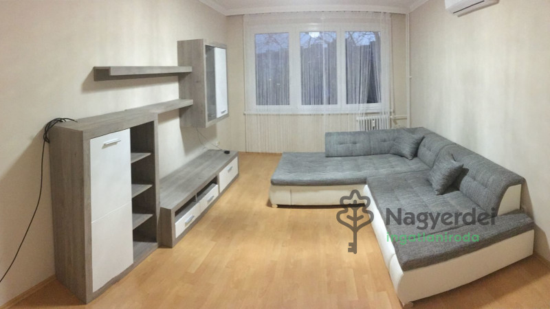 Debrecen, Sestakert, Lakás, tégla lakás  
