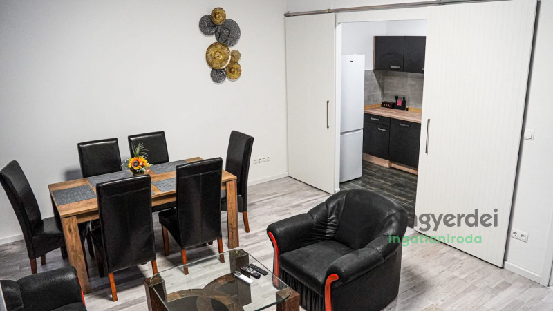 Debrecen, Belváros, Lakás, tégla lakás  