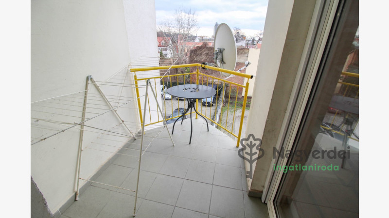 Debrecen, Belváros, Lakás, tégla lakás  