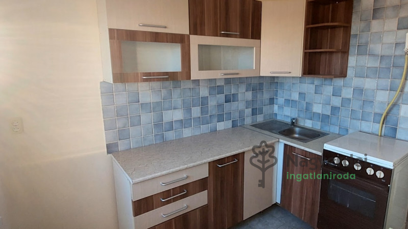 Debrecen, Vénkert, Lakás, panel lakás  