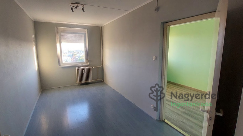 Debrecen, Vénkert, Lakás, panel lakás  