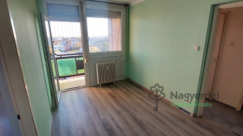 Debrecen, Vénkert, Lakás, panel lakás  