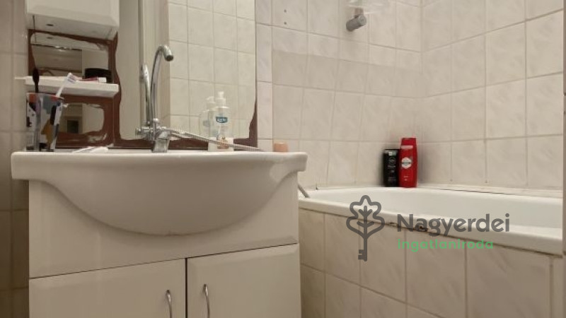 Debrecen, Belváros, Lakás, tégla lakás  