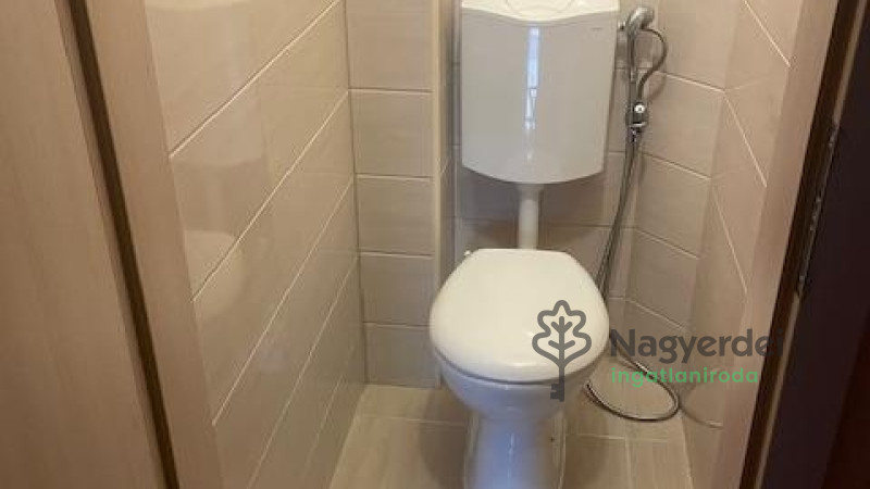 Debrecen, Sestakert, Lakás, szoba  