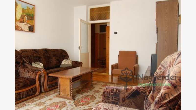 Debrecen, Nagyerdő, Lakás, tégla lakás  