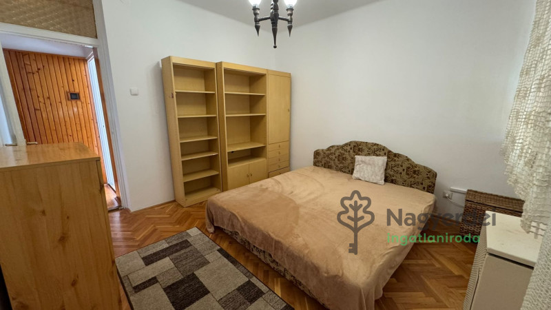 Debrecen, Nagyerdő, Lakás, tégla lakás  