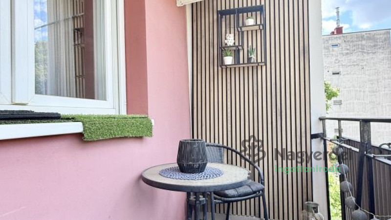 Debrecen, Sestakert, Lakás, tégla lakás  