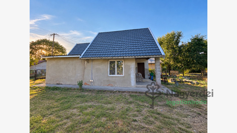Debrecen, Bánk, Ház, családi ház  