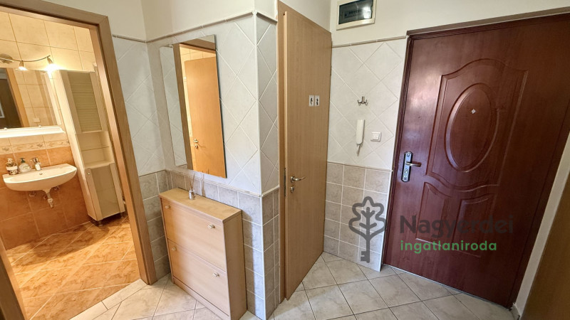 Debrecen, Sestakert, Lakás, tégla lakás  