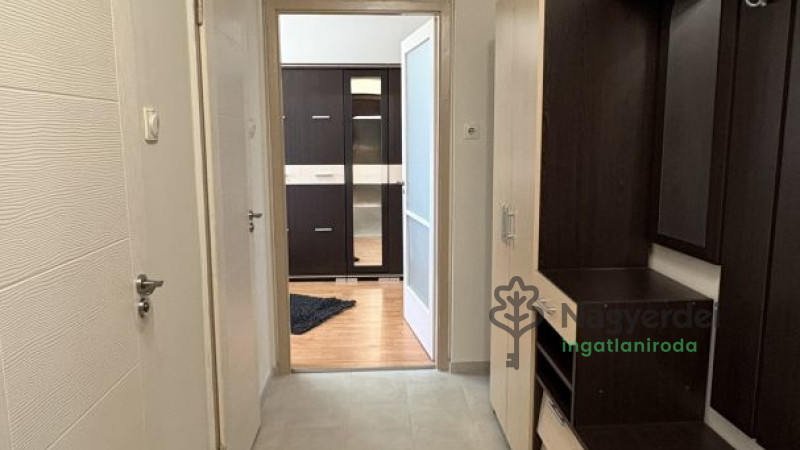 Debrecen, Szentlászlófalva, Lakás, panel lakás  