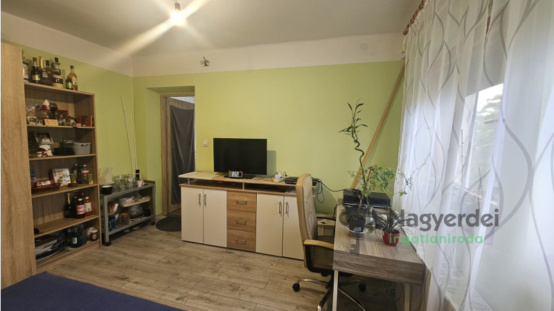 Debrecen, Lencztelep, Ház, családi ház  
